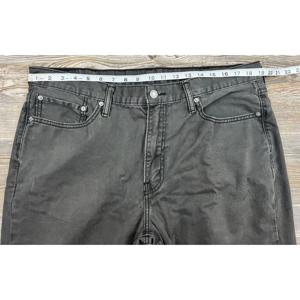 Levi's 514‎ Men's Jeans 38x32 Grey Cotton Straight Leg Jeans Modern Casual